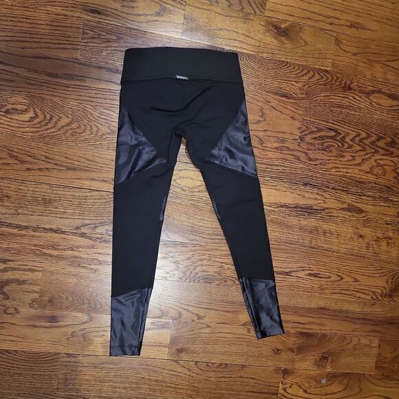 Koral Maternity Forge Active leggings NWOT XS - Picture 5 of 7